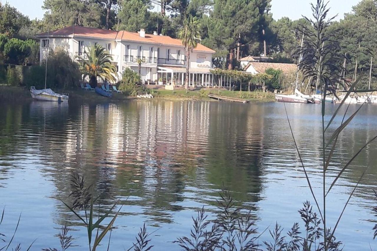 فندق La Caravelle Logis بيسكاروس المظهر الخارجي الصورة