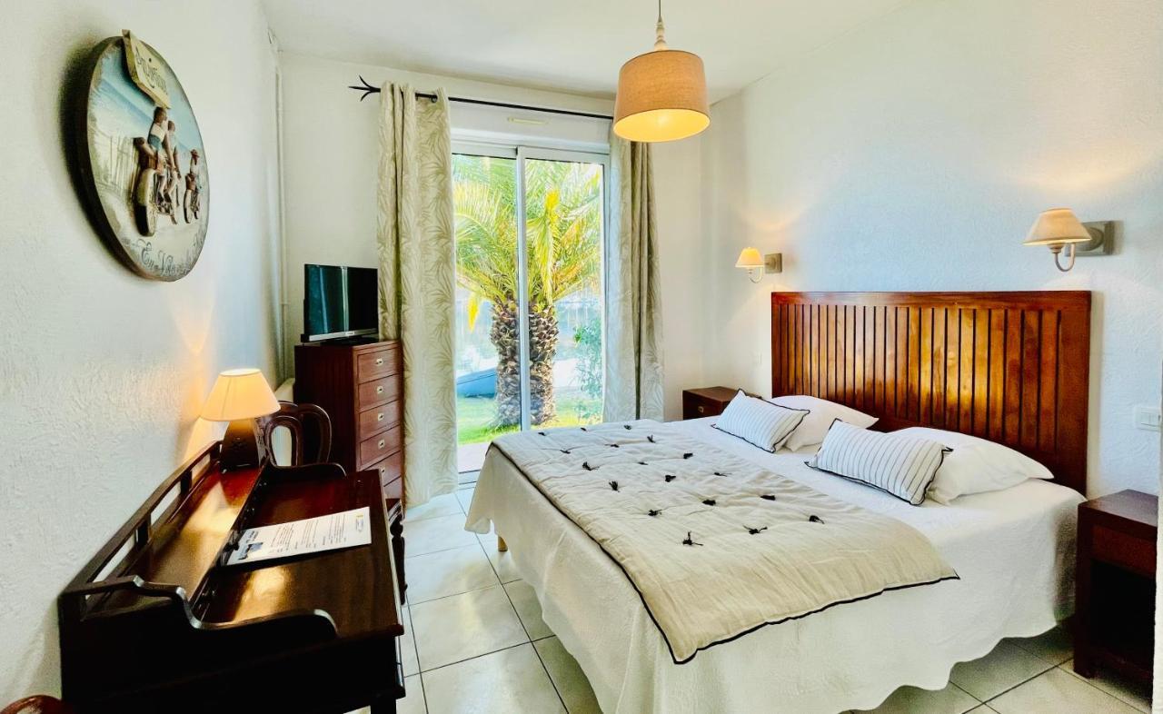 فندق La Caravelle Logis بيسكاروس المظهر الخارجي الصورة